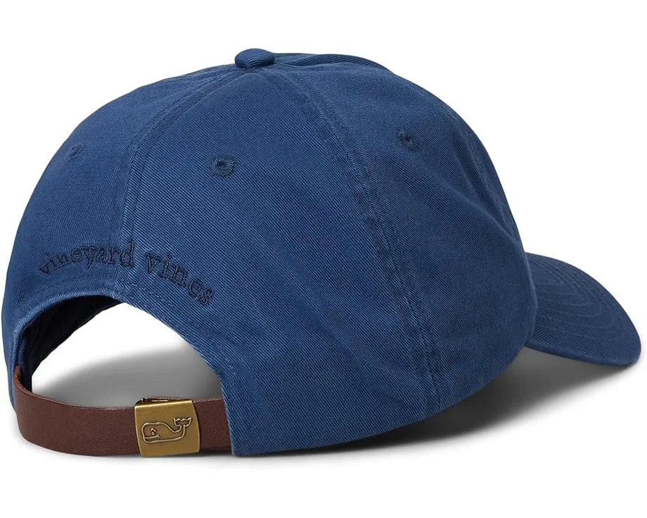 Бейсболка Vineyard Vines Classic с кожаным ремешком и китом
