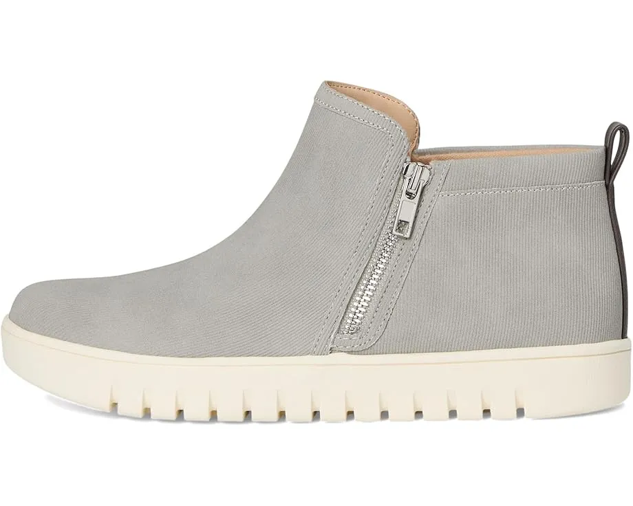 Кроссовки-ботфорты Alita на платформе от Journee Collection