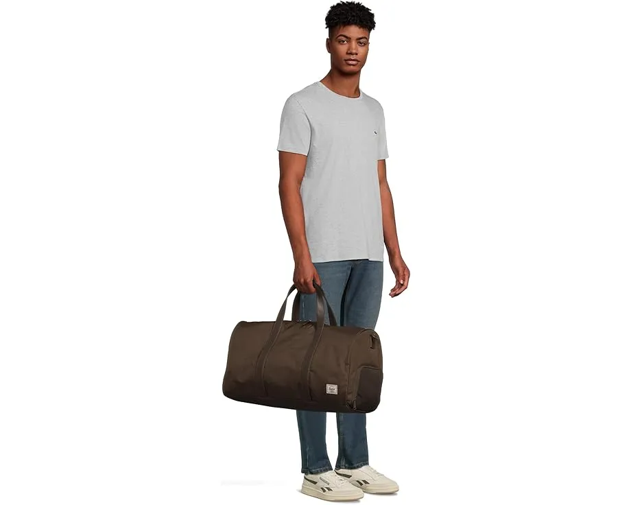 Herschel Supply Co. Дорожная сумка Novel из переработанного ПЭТ с карманом для обуви