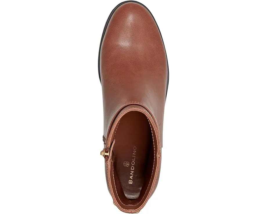 Ботильи Bandolino Despina на тракторной подошве с декоративной фурнитурой