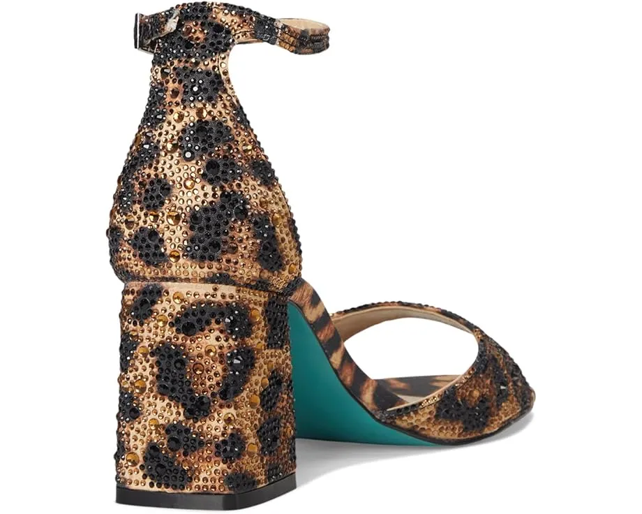 Босоножки Blue by Betsey Johnson Kami с открытым носком и украшениями