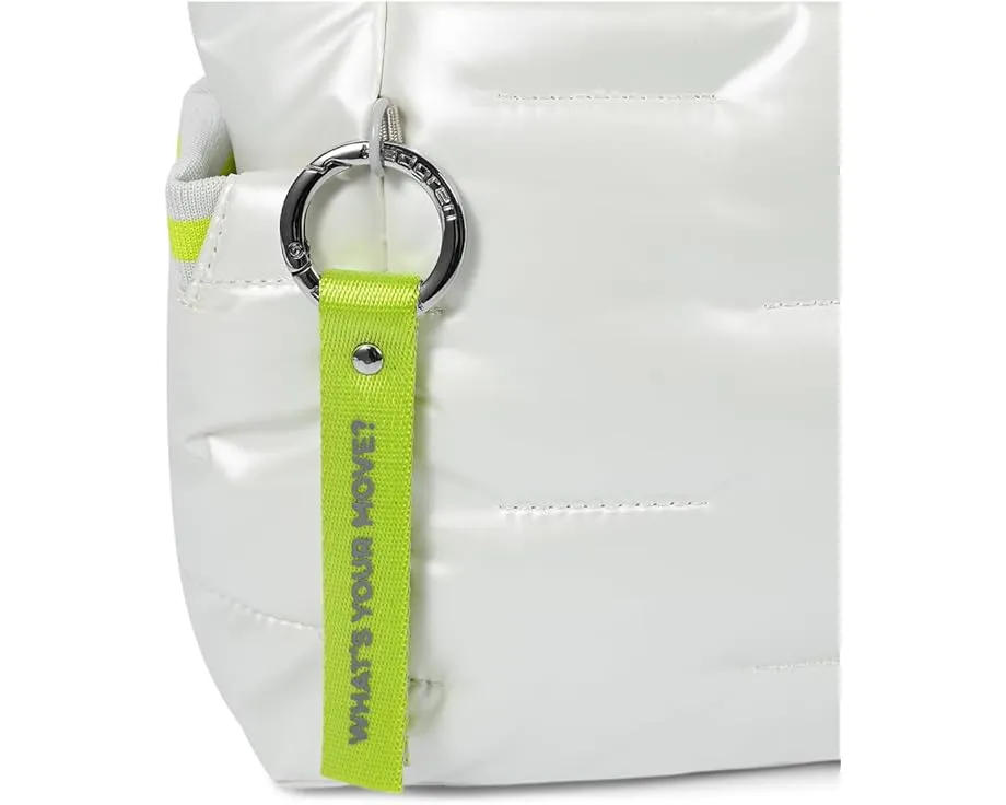 Мягкая сумка Hedgren Softy Handbag из водоотталкивающей ткани с множеством карманов