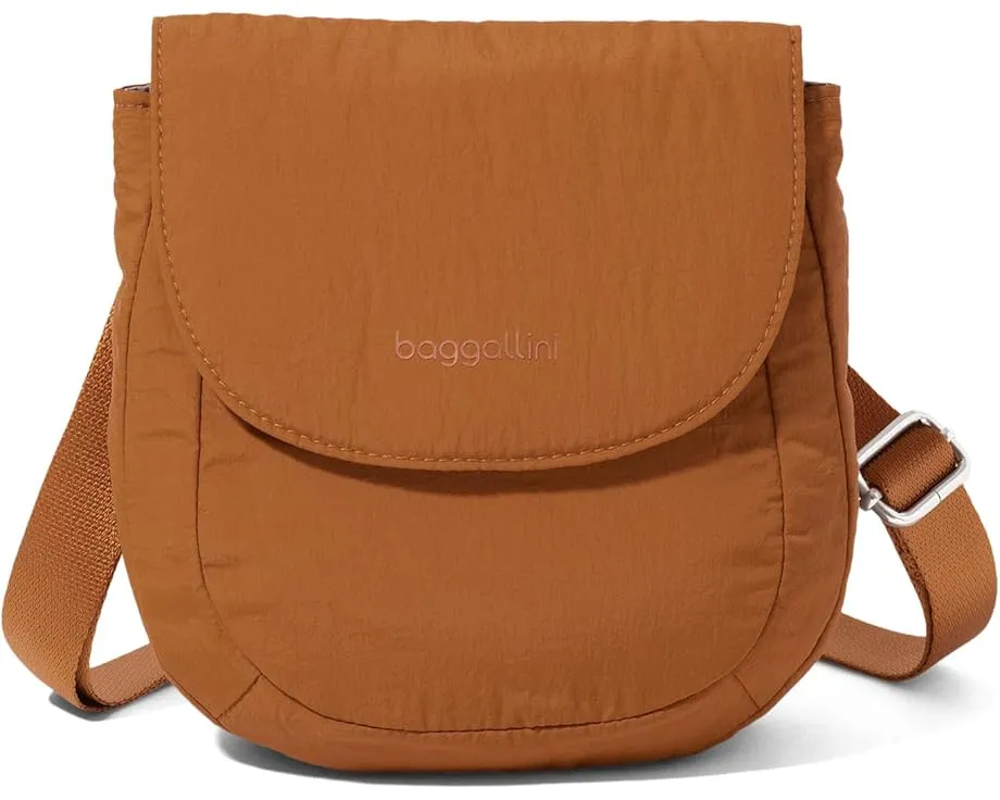 Мини кроссбоди Baggallini Swift Flap с RFID защитой и магнитной застежкой