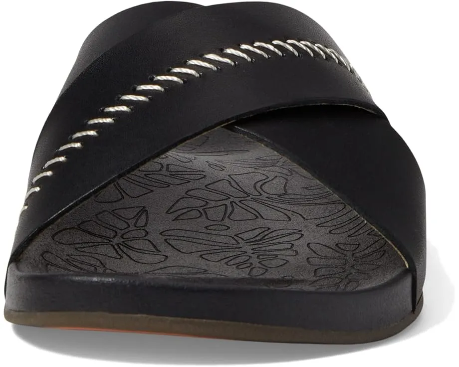 OluKai Kipea'a 'Olu шлепанцы с дизайном листа на стельке и кожаным верхом