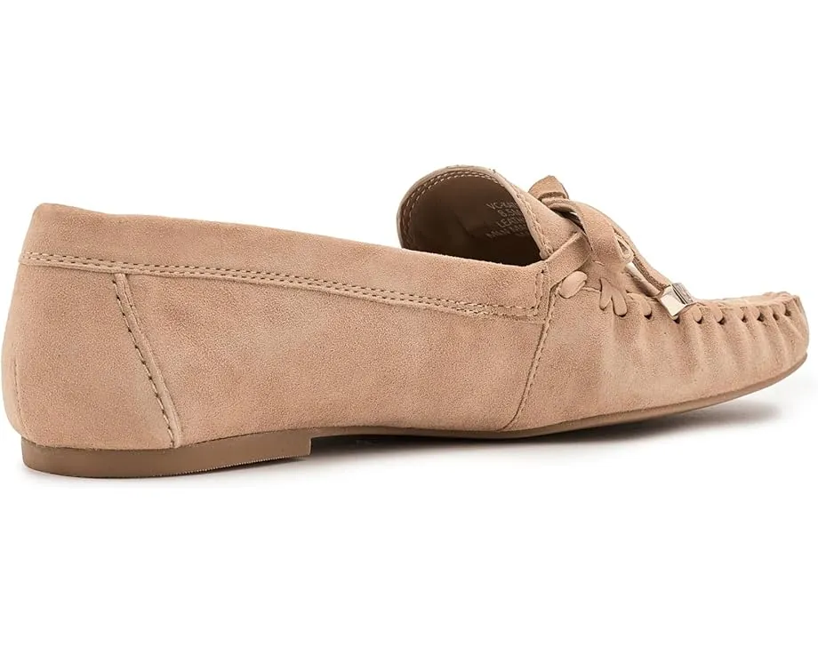 Лоферы Katenas с круглым носком и ручной строчкой Vince Camuto