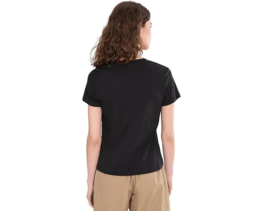 Базовая футболка PACT Organic Cotton Essential V-Neck с V-образным вырезом