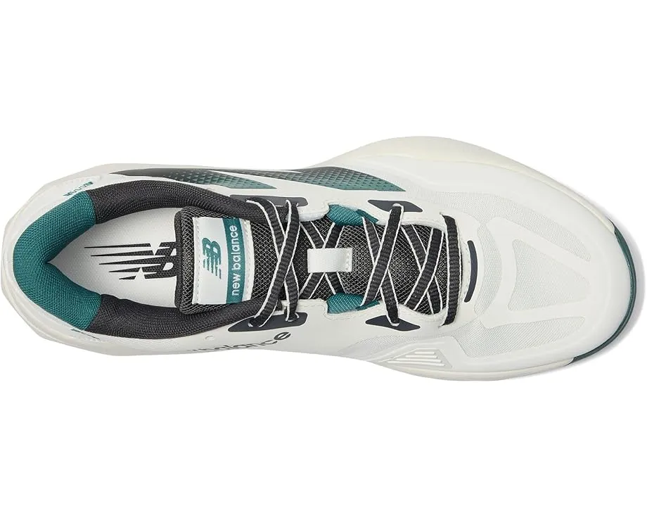 Теннисные кроссовки New Balance 796v4 с промежуточной подошвой FuelCell и защитой от истирания