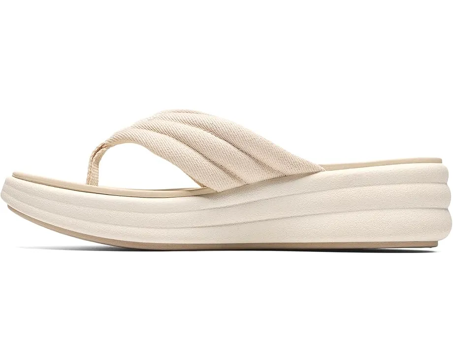 Сандалии Clarks Drift Carmen на клиновидной подошве с гибкой подметкой