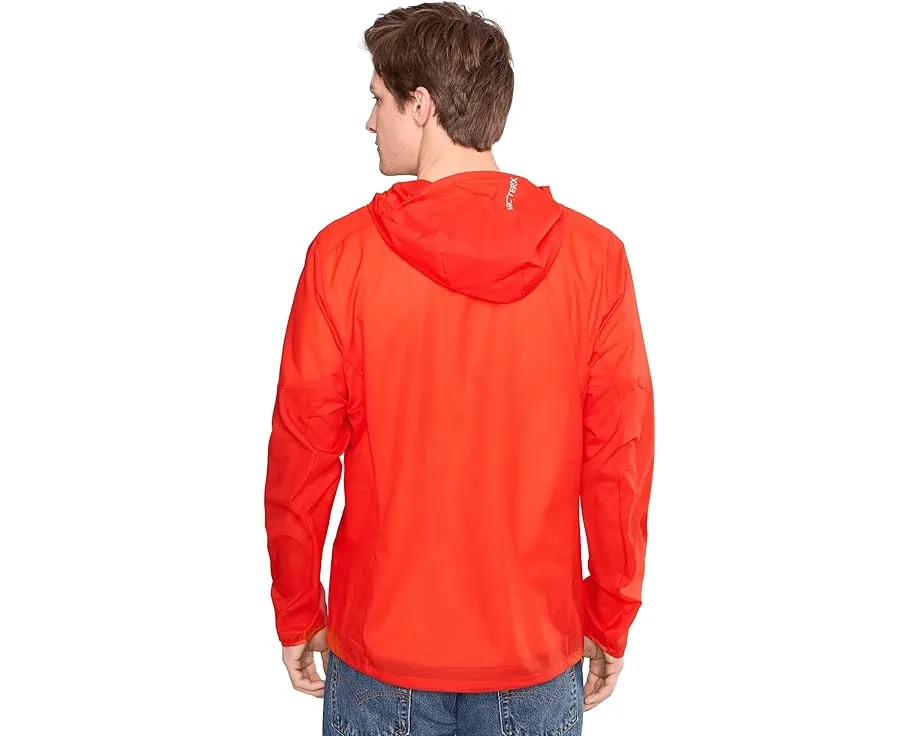 Легкая ветровка Arc'teryx Incendo Airshell с капюшоном и карманами