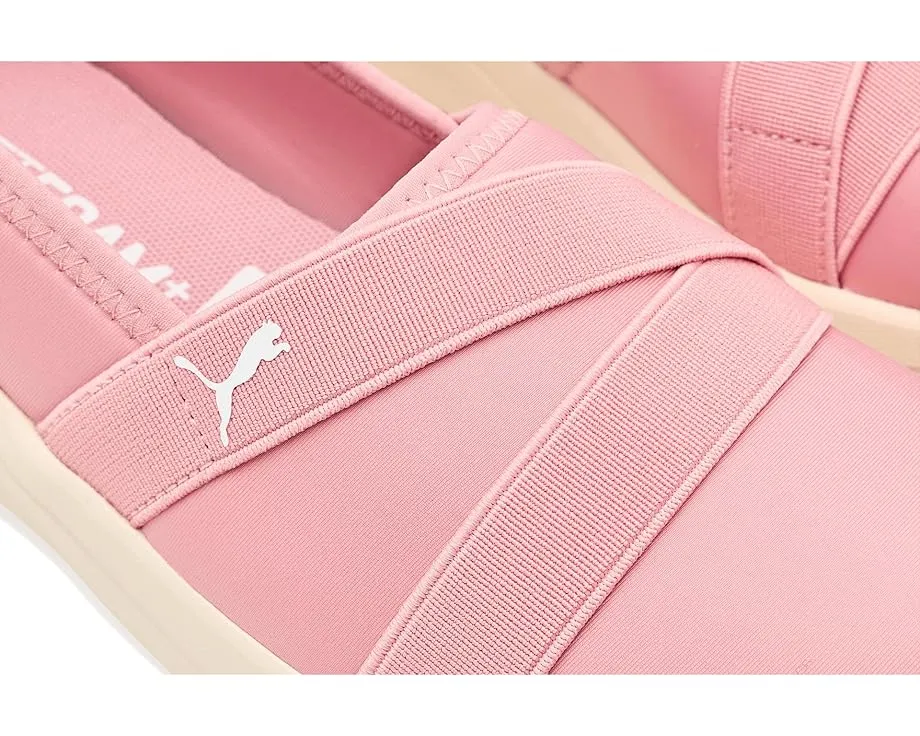 Кроссовки Adelina 2.0 от PUMA с технологией Softfoam+
