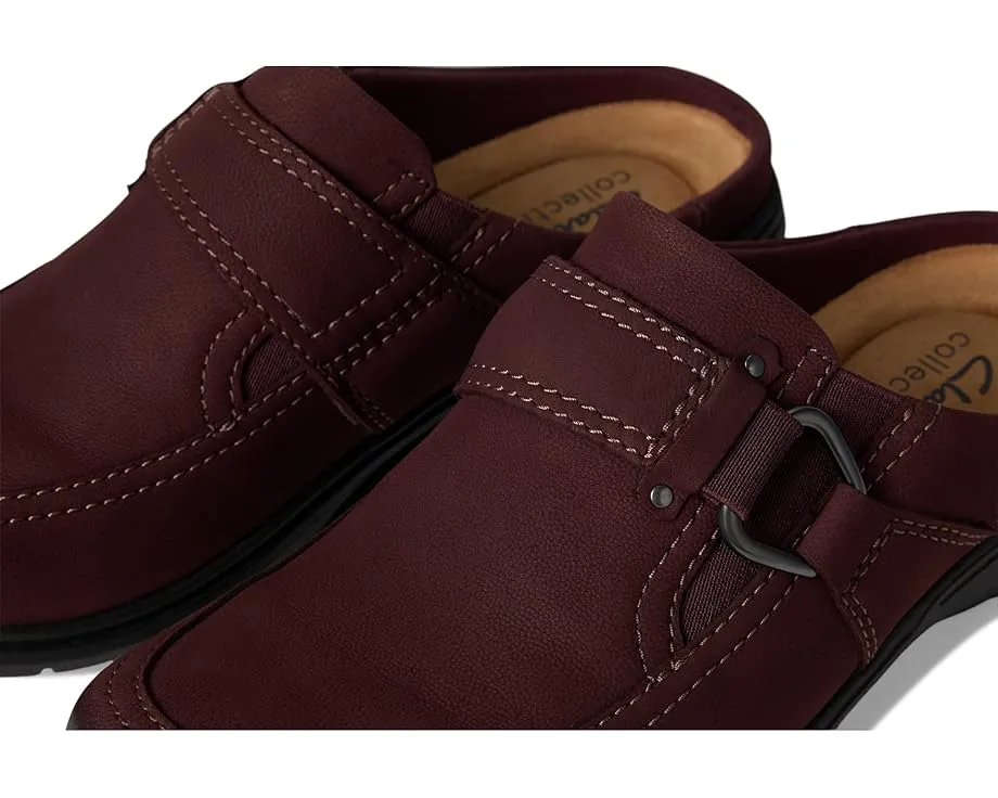 Слипоны Clarks Carleigh Viola из кожи с эластичной вставкой и фурнитурой