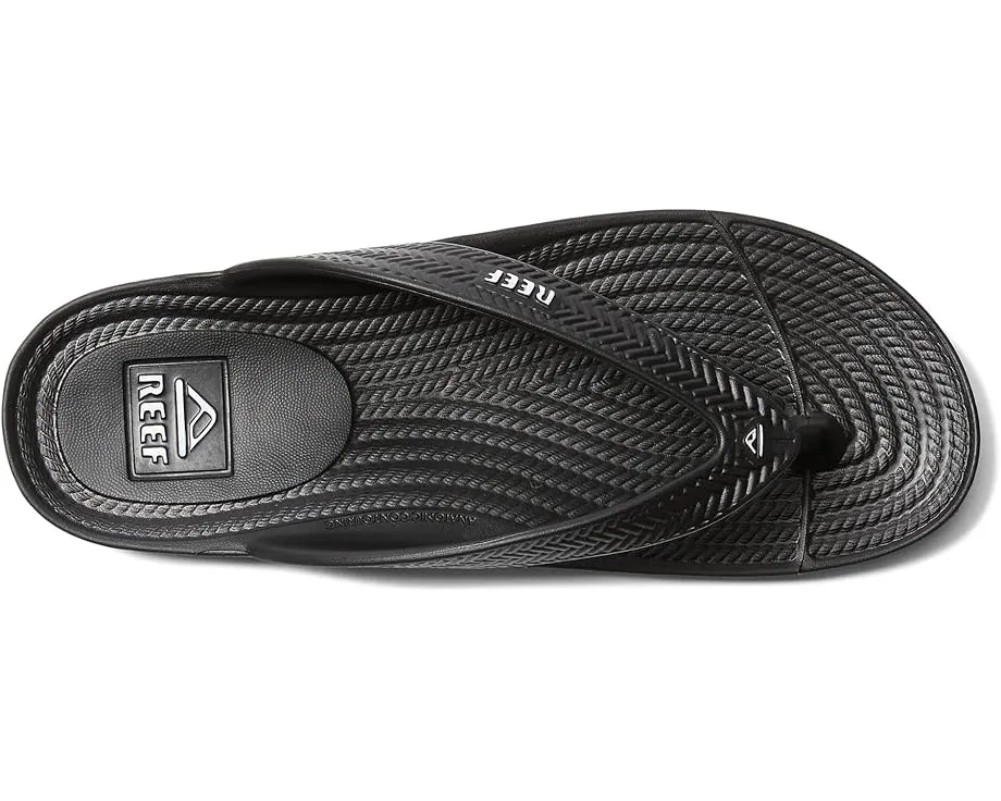 Сланцы Reef Water Court с поддержкой свода стопы и дизайном эспадрилий