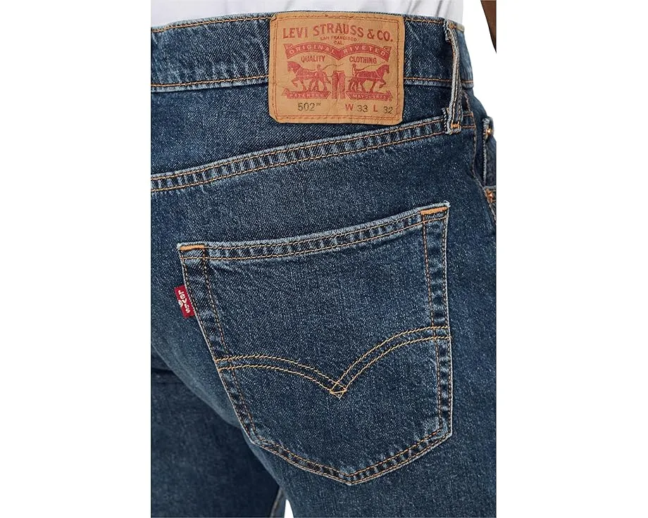 Джинсы Levi's 502 Taper с зауженным кроем и классическим пятикарманным дизайном