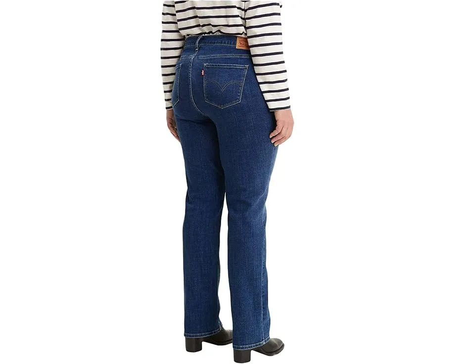 Джинсы Levi's 414 Classic Straight свободного прямого кроя