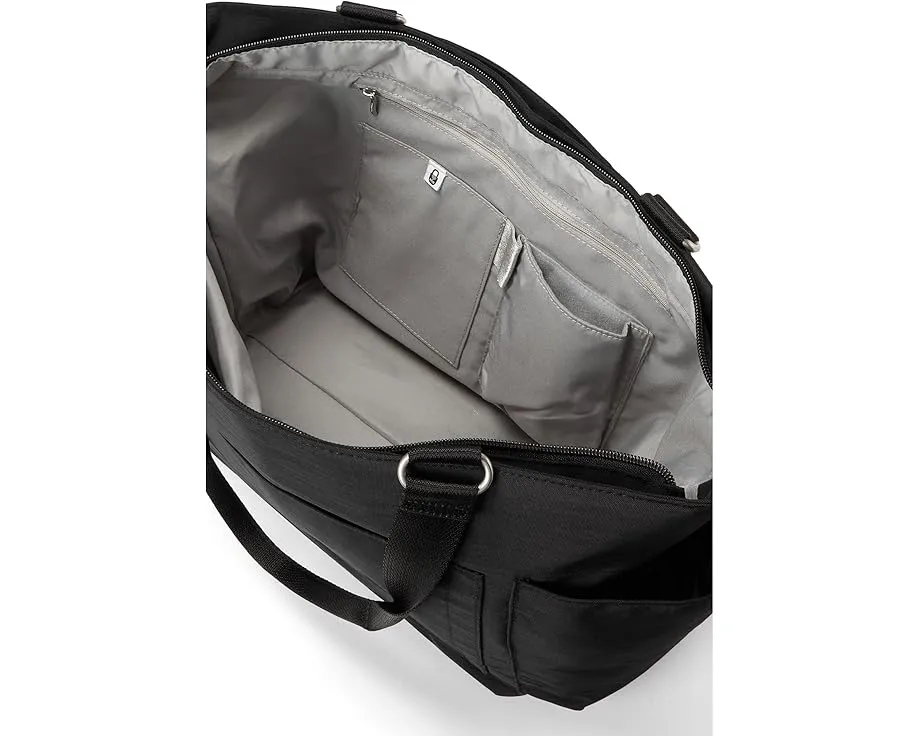 Сумка-тоут Baggallini Modern Avenue с рукавом для чемодана