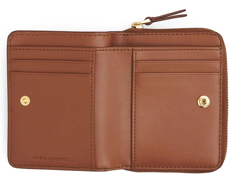 Мини-кошелек The Leather Mini Compact из кожи с магнитной застежкой и девятью карманами Marc Jacobs