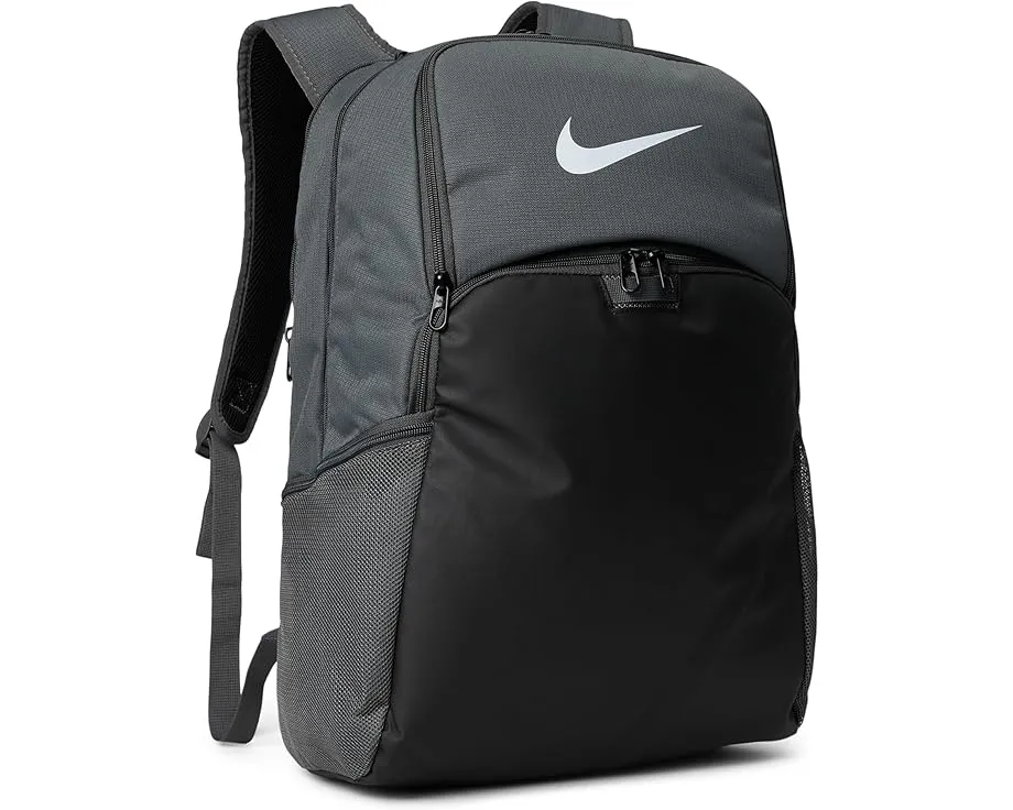 Спортивный рюкзак Nike Brasilia 9.5 на 30 литров с вентилируемым карманом
