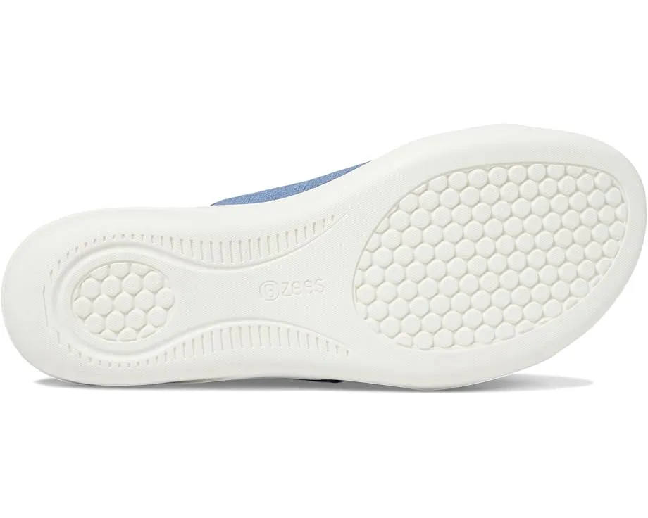 Сандалии Carefree Wedge с клиновидной подошвой и технологией Cloud от Bzees