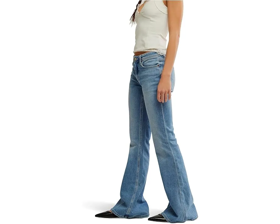 Free People джинсы We The Free Love Bomb с клешем и средней посадкой