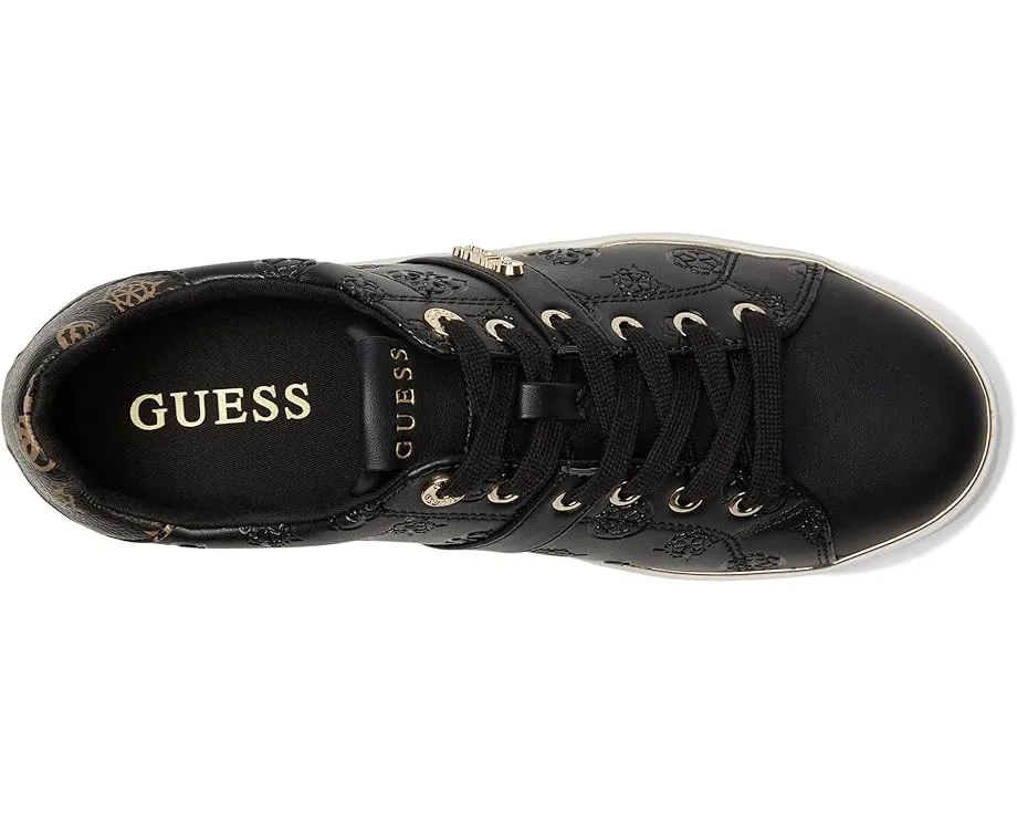 Кроссовки GUESS Britz с логотипом и металлической деталью на подошве
