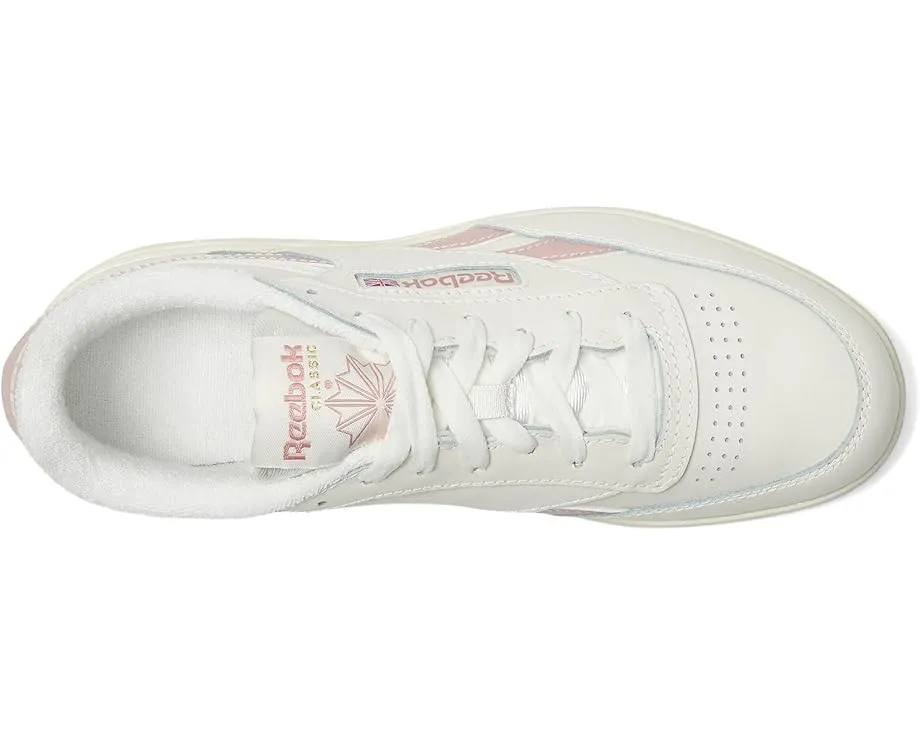 Reebok Lifestyle Club C Double женские кеды с кожаным верхом и массивной резиновой подошвой