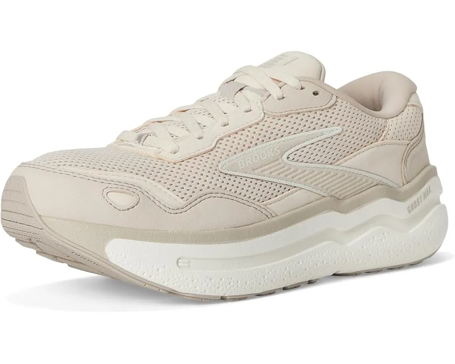 Кроссовки Brooks Ghost Max SE (Suede) с верхом из замши и сетки и текстильной подкладкой