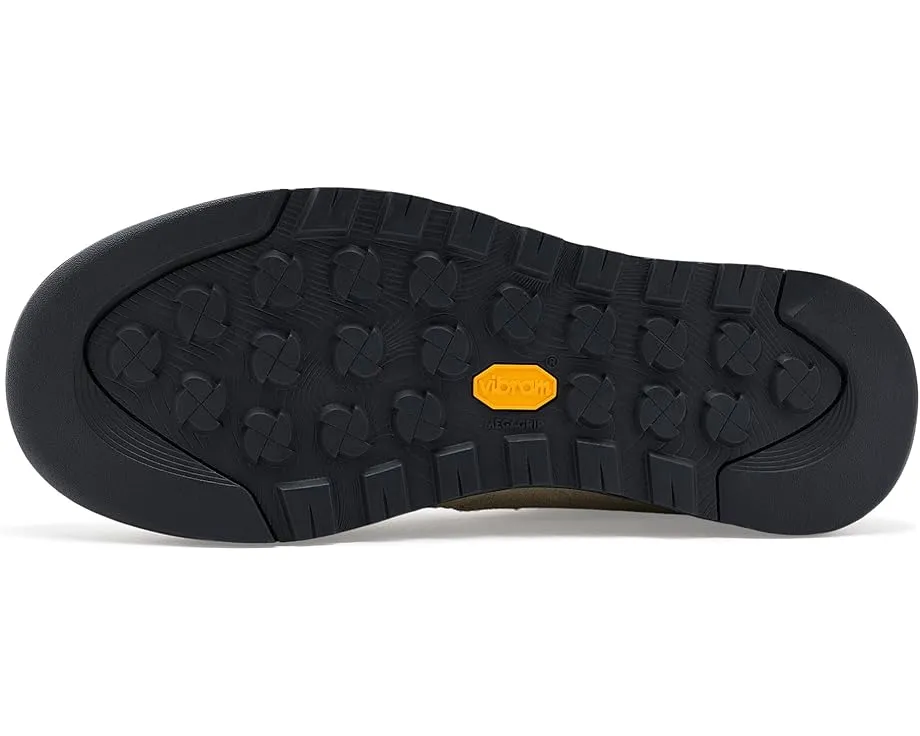 Кроссовки The North Face Clyffe с подошвой Vibram Megagrip и переработанными материалами