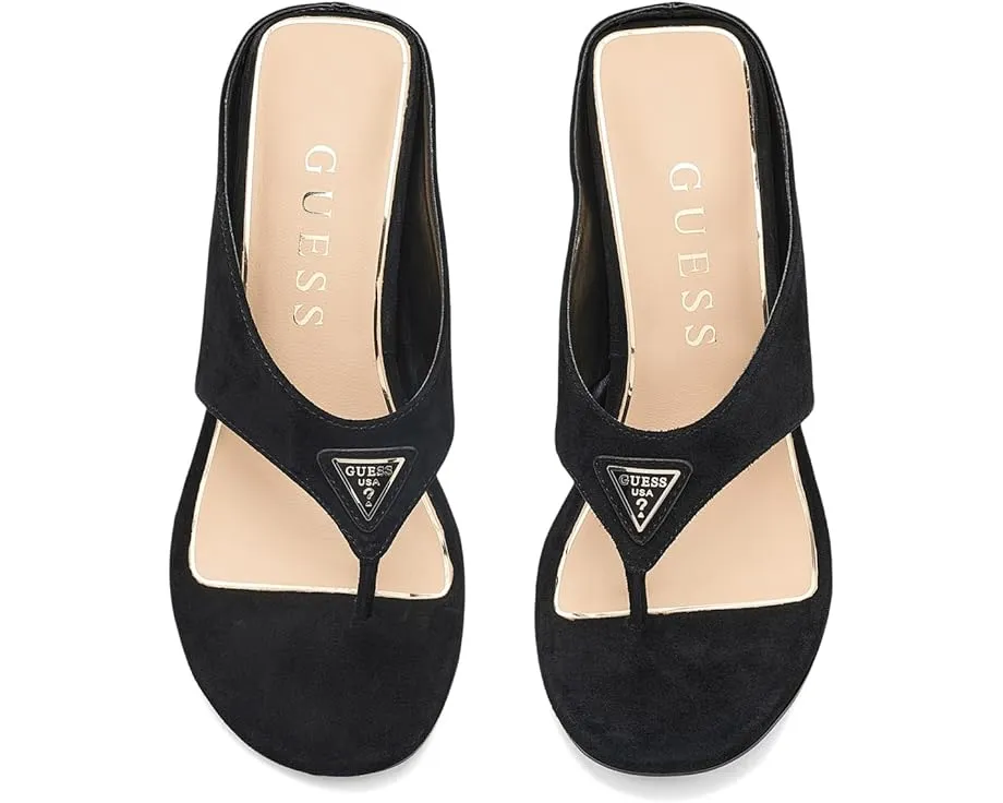 Босоножки Marchon от GUESS на платформе-танкетке