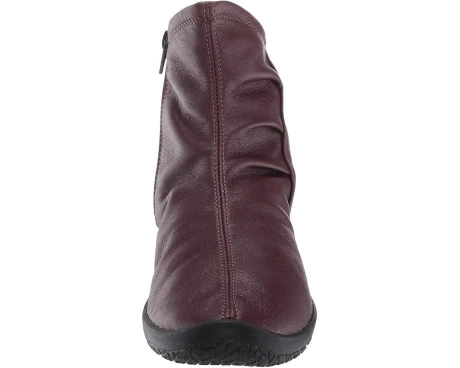 Ботинки W9 от Arcopedico с молнией сбоку и мягкой подкладкой