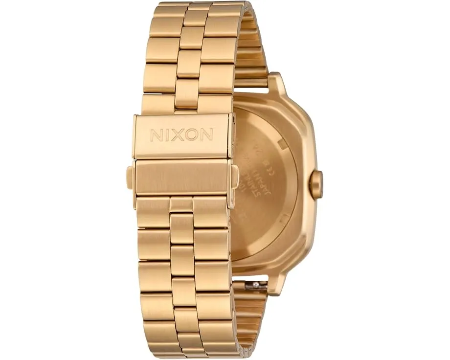 Часы Nixon Fremont 40 с квадратно-круглым корпусом и кварцевым механизмом