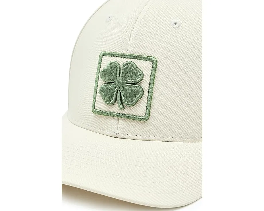 Кепка Black Clover Boxed In Luck 8 с регулируемой застежкой и вышитым клевером