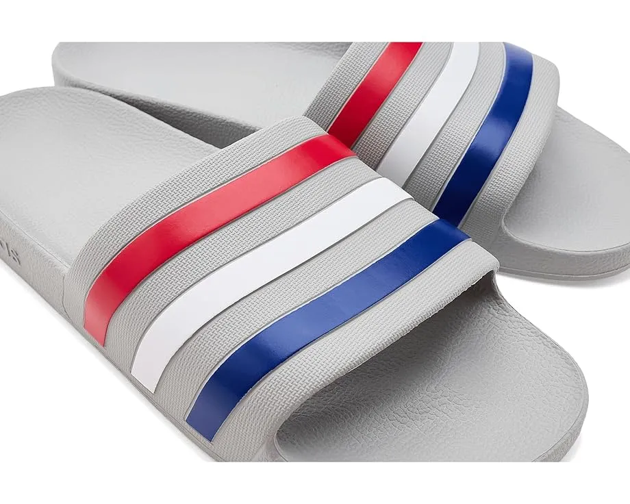 Сланцы adidas Adilette Aqua с мягкой стелькой Cloudfoam и фирменными полосками