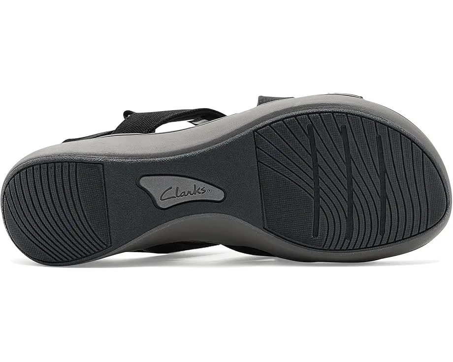 Сандалии Clarks Breezerae Ana с перекрестными ремнями и регулируемым задним ремешком