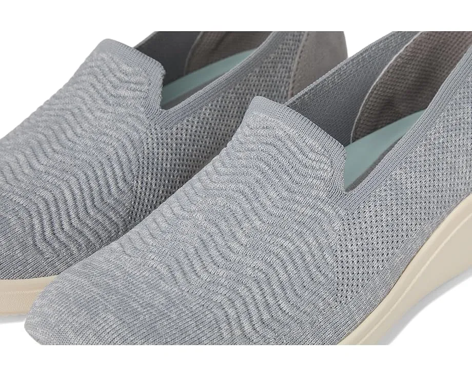 Мокасины Boulevard Slip-On с волнистым дизайном и технологией BZEES Air Step