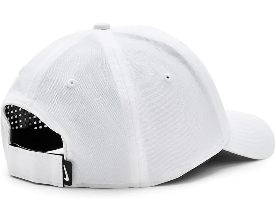 Бейсболка Nike Dri-FIT Club Structured с логотипом Swoosh