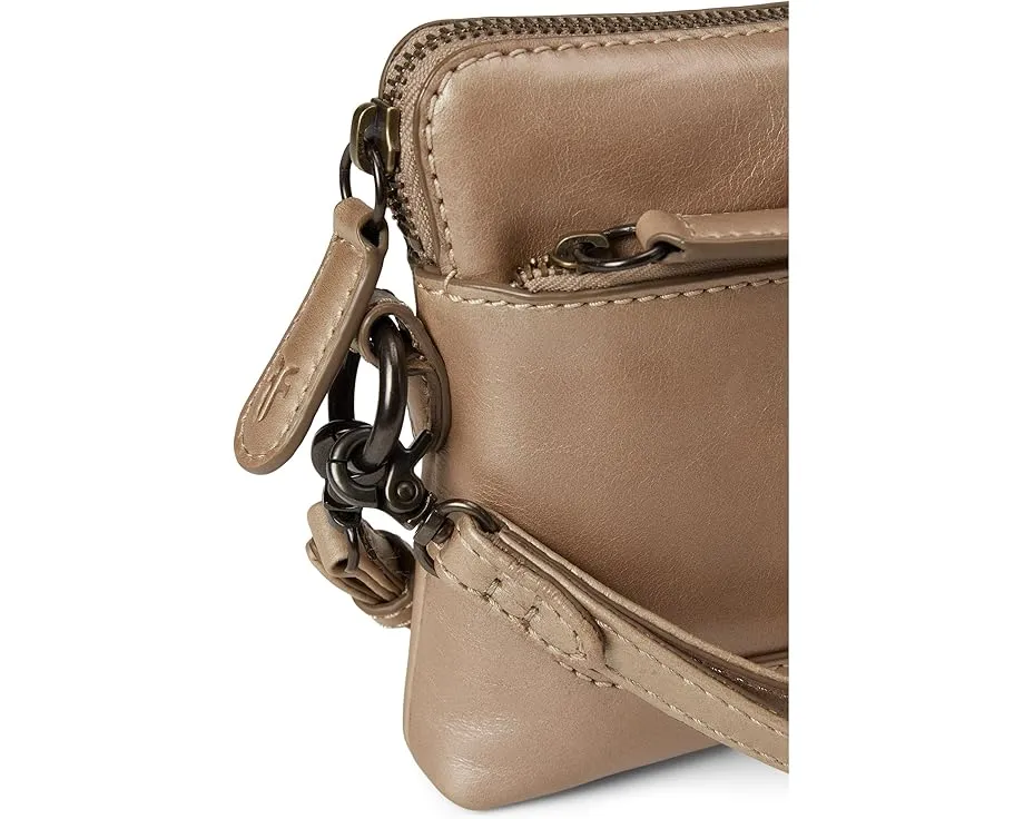 Клатч-кошелек Frye Melissa Crossbody Wristlet из кожи с регулируемым ремнем
