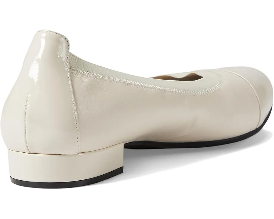 Балетки Nicole от David Tate с круглым носком и эластичным краем