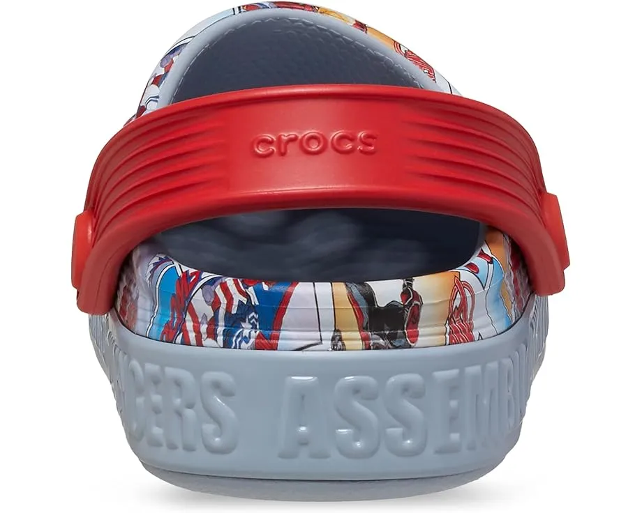 Кроксы Crocs Avengers Off Court Clogs для малышей с тематическим дизайном