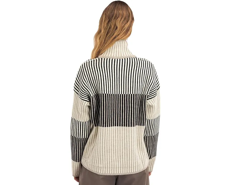 Свитер Dale of Norway Skarstind с заниженным плечом