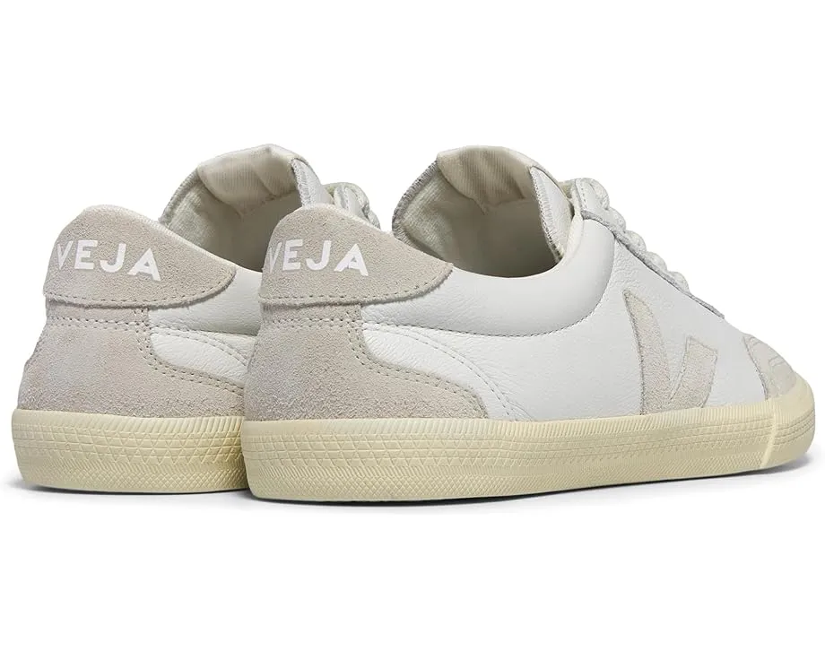 Кроссовки VEJA Volley из органического хлопка с замшей и кожей