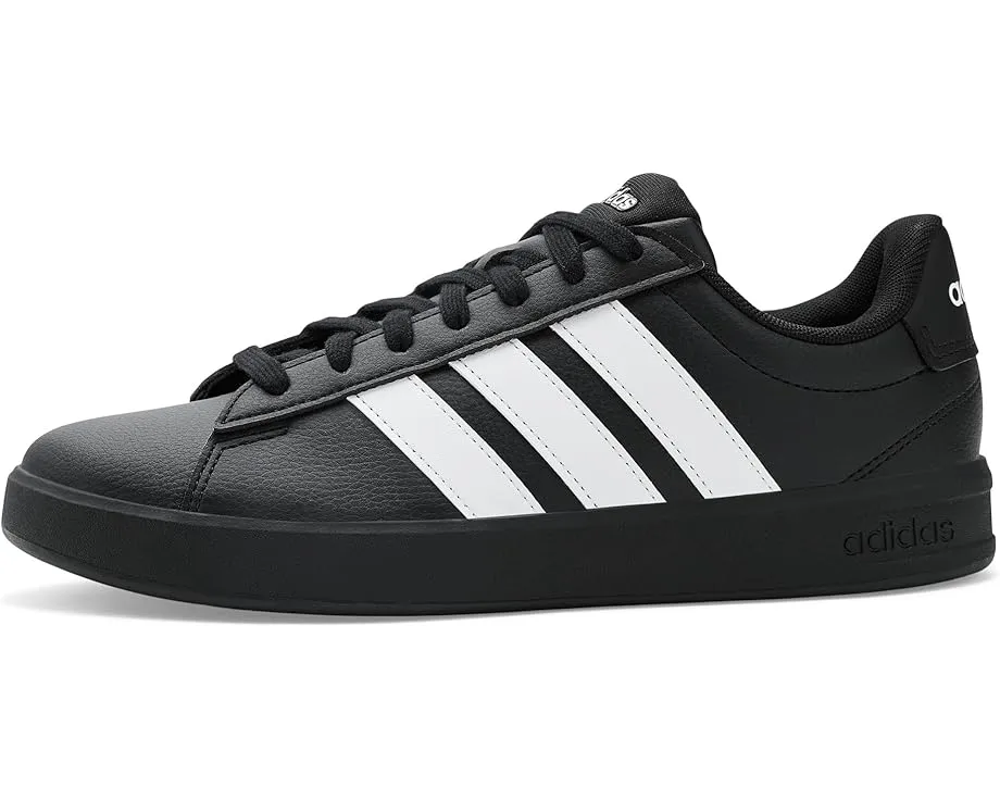 Кроссовки adidas Grand Court с резиновым верхом
