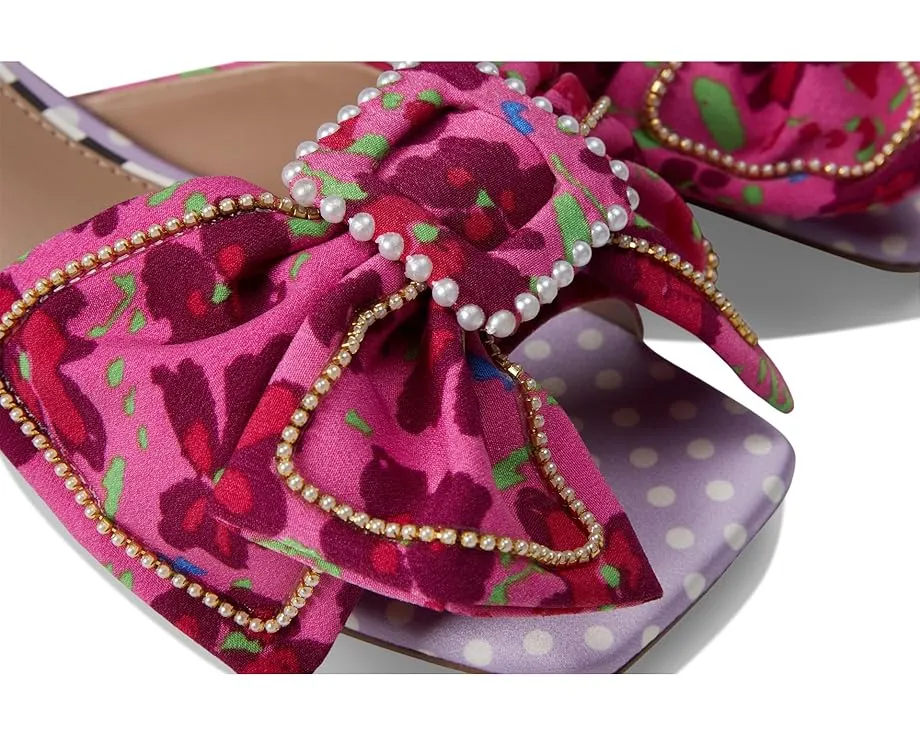 Туфли Blue by Betsey Johnson Aylah на небольшом каблуке с бантом и цветочным декором