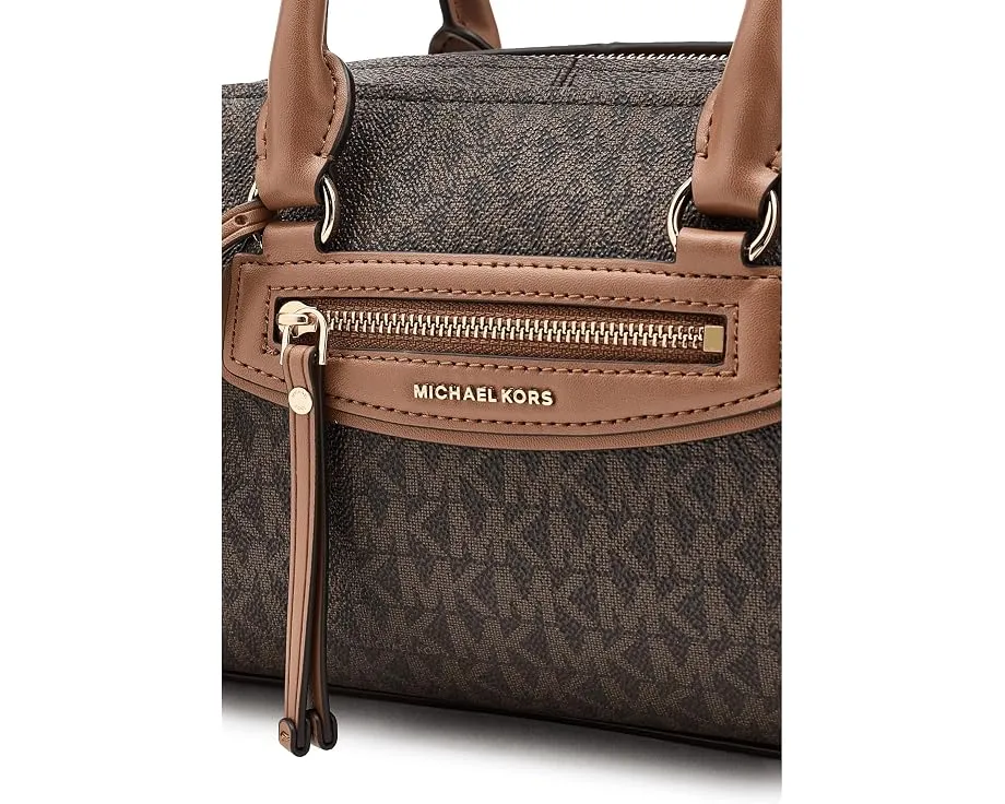 Сумка MICHAEL Michael Kors Jet Set Travel Extra Small Duffle через плечо с принтом лого