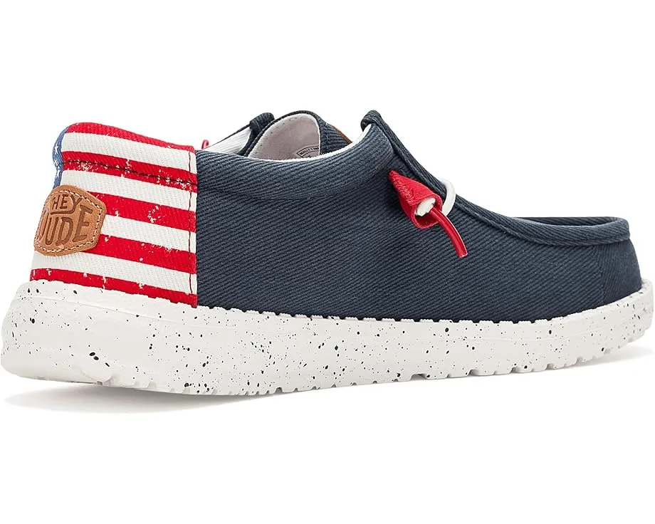 Hey Dude Kids Слипоны Wally Americana с хлопковым верхом и подошвой ЭВА в патриотичном стиле