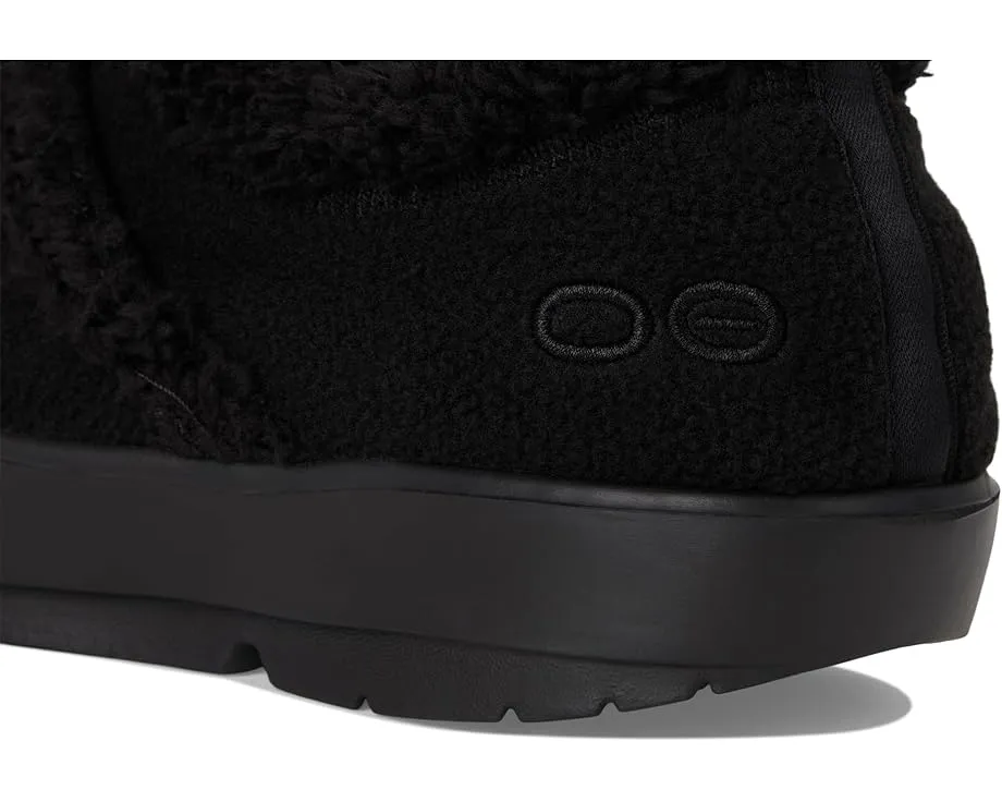 OOFOS OOcoozie Low с технологией OOfoam и воротником из искусственной овчины