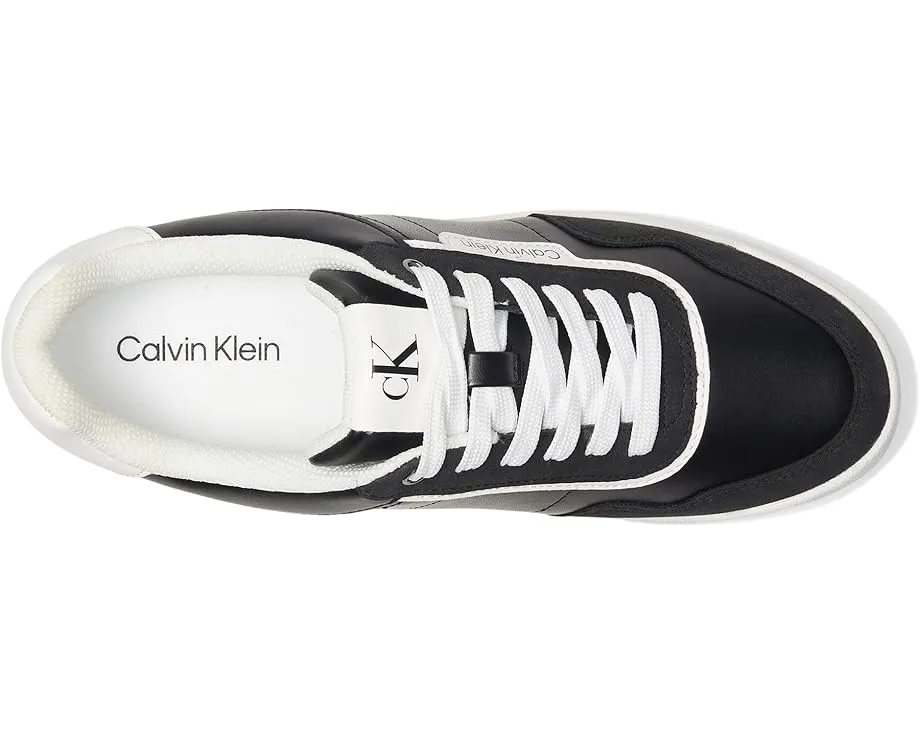 Кроссовки Calvin Klein Adryen с искусственным замшем и амортизирующей стелькой