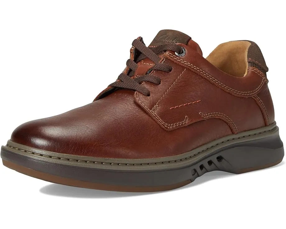 Clarks Un Briley Pace с эластичной вставкой и вентилируемой подошвой EVA