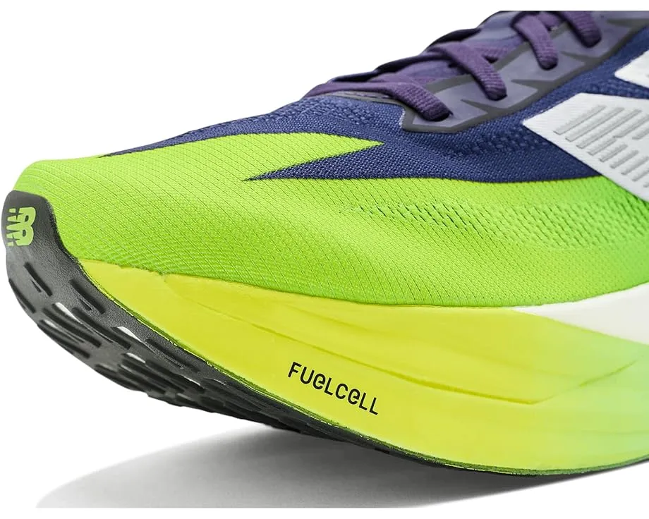 Соревновательные кроссовки New Balance FuelCell SuperComp Elite v5 с карбоновой пластиной