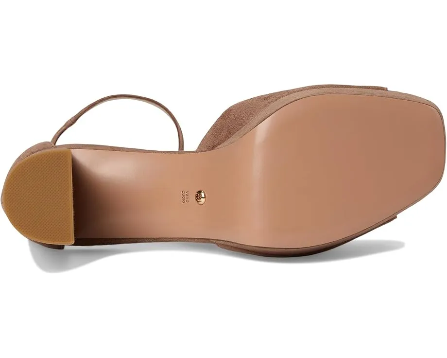 Босоножки Pearly Sandals от Pelle Moda на платформе с регулируемым ремешком