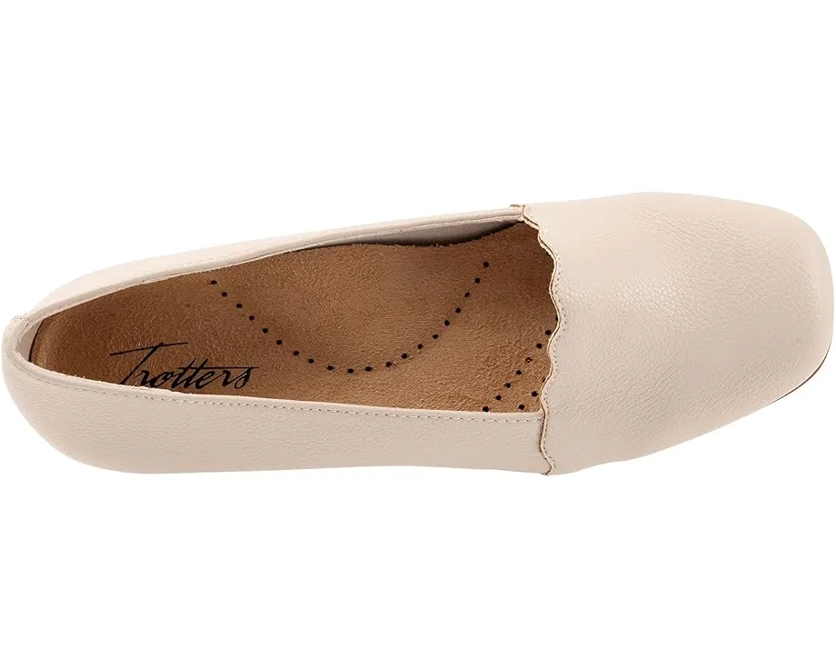 Лоферы Trotters Sage с квадратным носком и фигурным краем